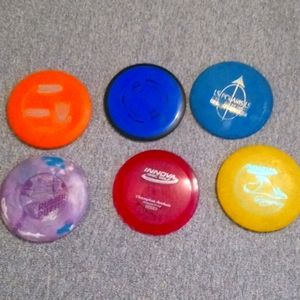 Disc golf discs